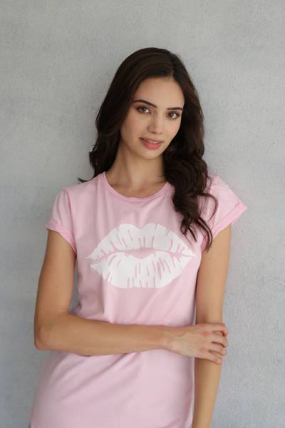 Pink Lips T-Shirt – Hari And The Gang